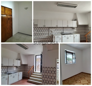 Apartamento T1+1 para arrendamento em Vila Verde dos Francos
