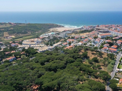 Terreno com 11.600 m2 com projecto aprovado para 7 moradias de luxo junto do mar - Colares/Sintra