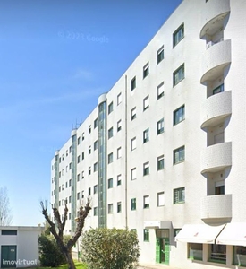 Excelente Apartamento T2 renovado em Fânzeres, Gondomar.