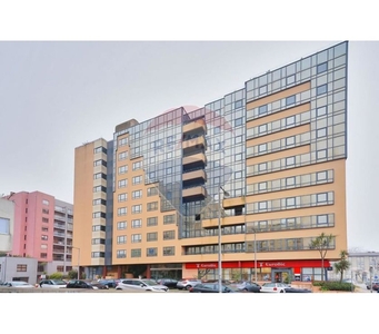 Porto-Apartamento T4 para venda (123821099-119)