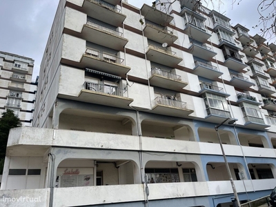 Apartamento T1 totalmente remodelado no centro da Vila de...