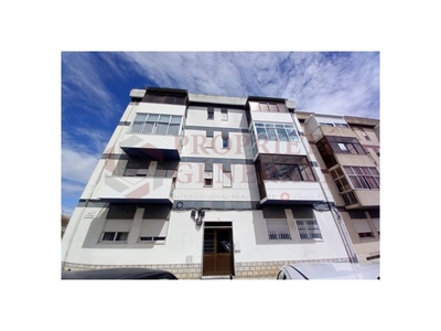 Apartamento T3 em Paivas