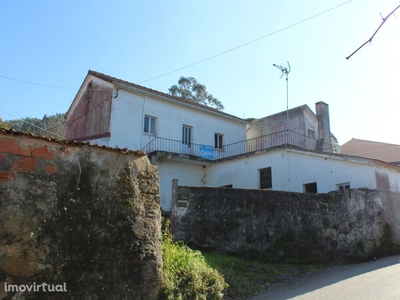 Casa / Villa T3 em Leiria de 248,00 m2