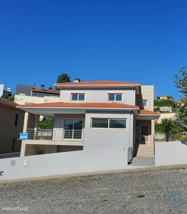 Casa / Villa T3 em Porto de 240,00 m2