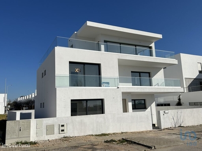 Casa / Villa T6 em Faro de 450,00 m2