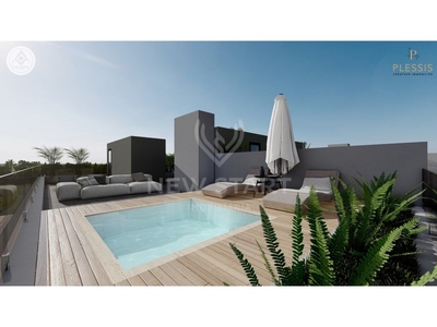 Luxuoso Apartamento T2, terraço e piscina privativa, esta...