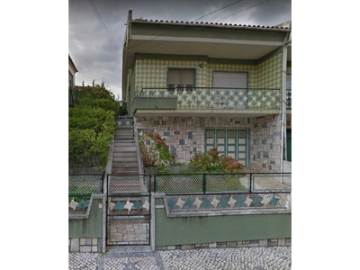 Moradia geminada 3 quartos com inquilino Mem Martins, Sintra
