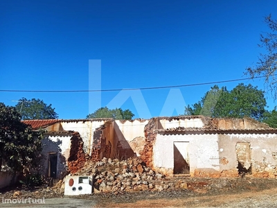 Ruina com Terreno de um hectare em Paderne, Albufeira - Venda