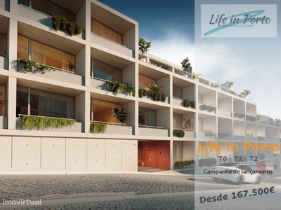 Apartamento de Luxo T3, com Piscina e Ginásio, numa zona calma de Port