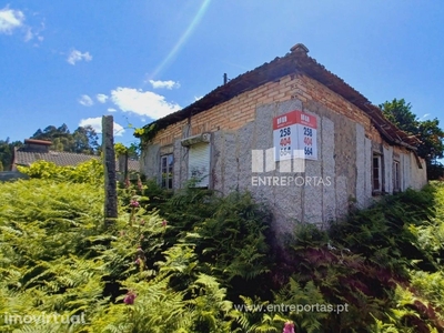 Venda de Moradia para restauro, Campos, Vila Nova de Cerveira