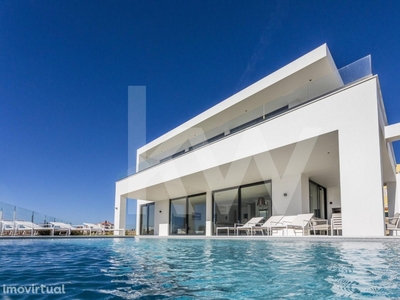 Vivenda de Luxo com piscina e vista mar na Ericeira - Casa Therese