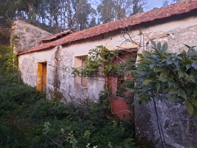 Casa Antiga T3 Duplex à venda em Vila Boa do Bispo