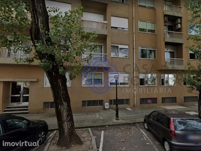 Apartamento T5, localizado numa das zonas Premium da Cidade do Porto