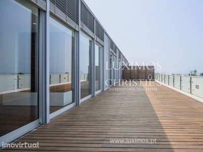 Penthouse com terraço e vistas mar, junto à praia da Granja, Gaia