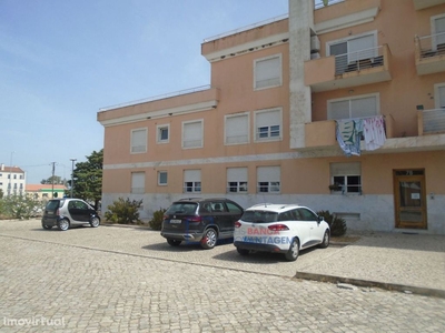 Apartamento T3 com lugar de Parqueamento - Samora Correia