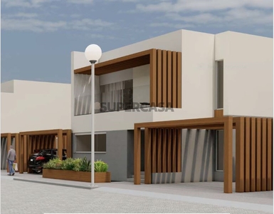 Moradia Geminada T3 Duplex à venda em Vila Praia de Âncora