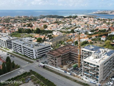 Apartamento T2 Novo com vistas mar e 102m2 área útil - Canidelo