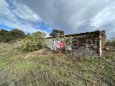 Terreno com ruina / Tavira, Santa Catarina da Fonte do Bispo