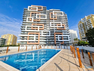 Apartamento T2 para Venda na Praia da Rocha em Portimão