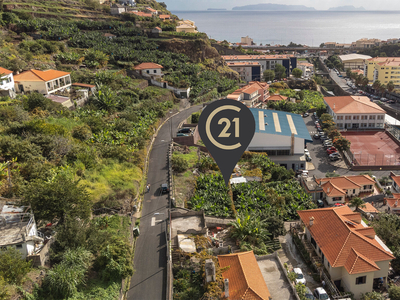 Terreno 1.75 de índice de construção - Centro de Santa Cruz, Madeira