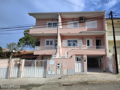 Casa para alugar em Corroios, Portugal