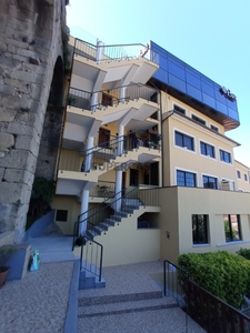 Apartamento T2 para arrendamento em Santa Marinha e São Pedro da Afurada