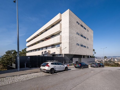 Apartamento T3 à venda em Urgezes, Guimarães