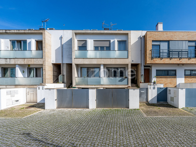Casa para comprar em Folgosa, Portugal