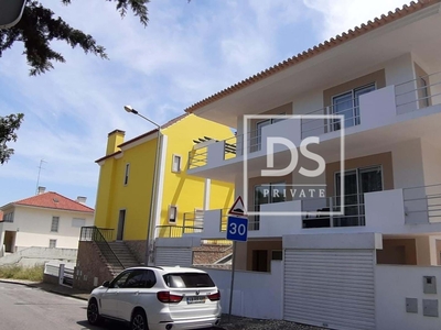 Casa para comprar em Póvoa de Santa Iria, Portugal