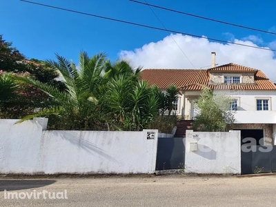 Casa para comprar em Usseira, Portugal