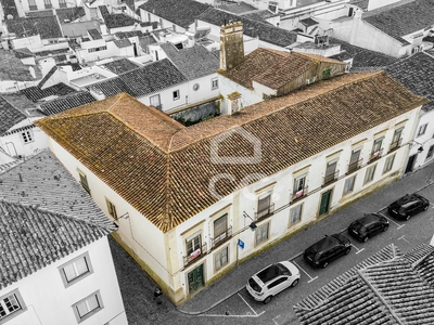 Casa Senhorial c/ Projeto Aprovado para Hotel Boutique | Centro Histórico de Évora