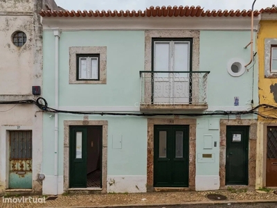 Edifício para comprar em Santa Maria da Graça, Portugal