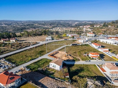 Terreno para comprar em Ínsua, Portugal