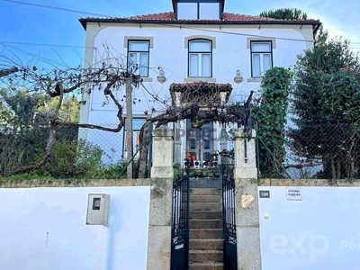 Villa T5 à venda em Vila Cova de Alva e Anseriz