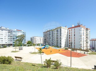 Apartamento T1 à venda em Massamá e Monte Abraão, Sintra