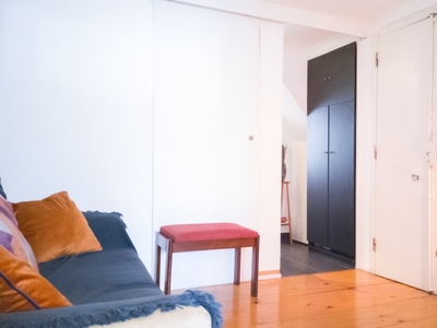 Acolhedor apartamento de 1 quarto para arrendar na Estrela, Lisboa