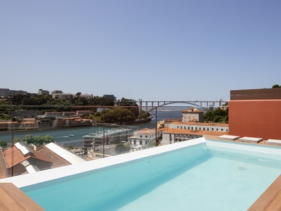 5.º Porto | Cobertura com piscina privativa e terraço, Porto