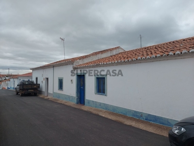 Casa Térrea T3 à venda em Albernoa e Trindade