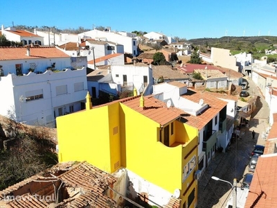 Casa de aldeia T4 em Faro de 150,00 m2
