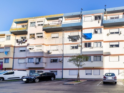 Apartamento T2 para arrendar em Benavente, Benavente