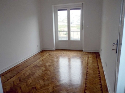 Apartamento T2+1 para alugar em Lisboa-Ajuda