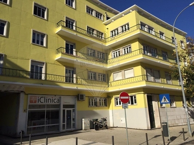 Apartamento T3 para arrendar em Areeiro, Lisboa