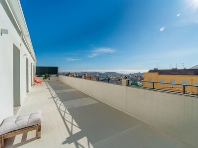 Apartamento T4 em Lisboa de 158,00 m²