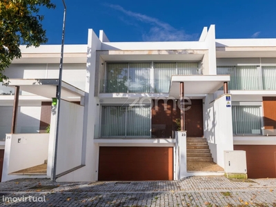 Casa para comprar em Nogueira, Portugal