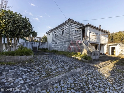 Casa para comprar em Quinchães, Portugal