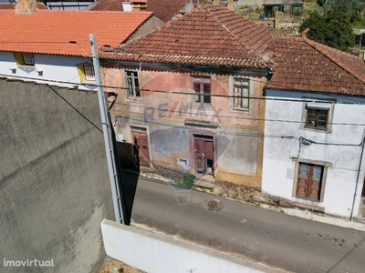 Casa para comprar em Valongo do Vouga, Portugal