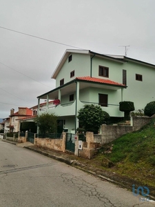 Casa T4 em Vila Real de 300,00 m²