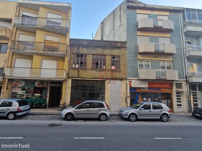 Edifício para comprar em Argivai, Portugal