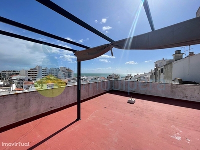 Apartamento T1+1 para venda em Armação de Pêra com vista mar