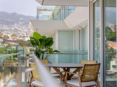 Apartamento T4 na Sé - Funchal